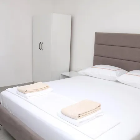 Jovani Hotel Sarandë